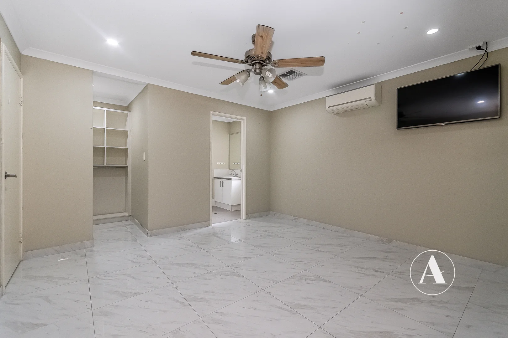 Additional image 16 of 11 Calvert Loop, Hilbert WA 6112