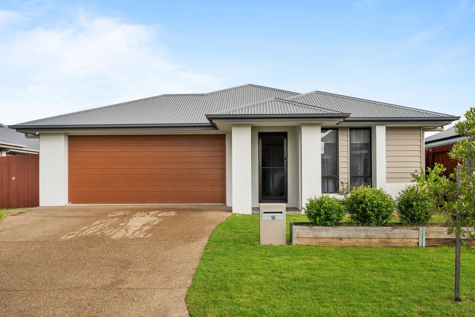 4 bedrooms House in 16 Oxley Street CABOOLTURE SOUTH QLD, 4510