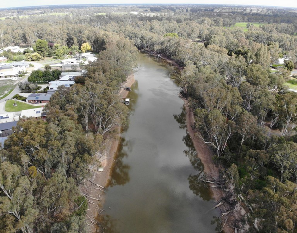 11 Armstrong Drive, Barham NSW 2732