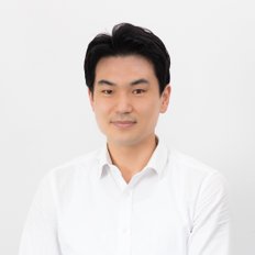 Bruce Kim, Sales representative