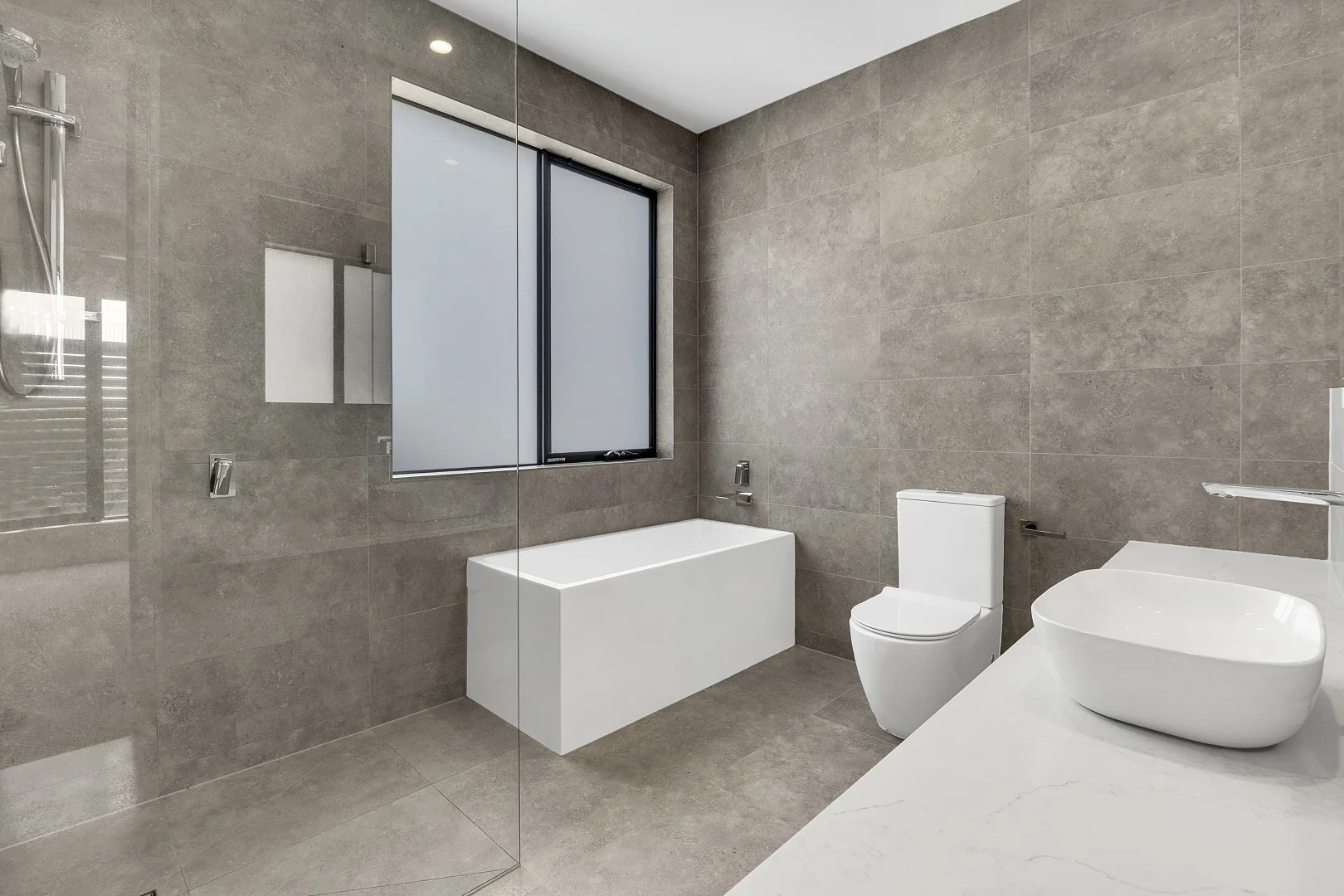 Additional image 9 of 2/76 Alston Court, Thornbury VIC 3071