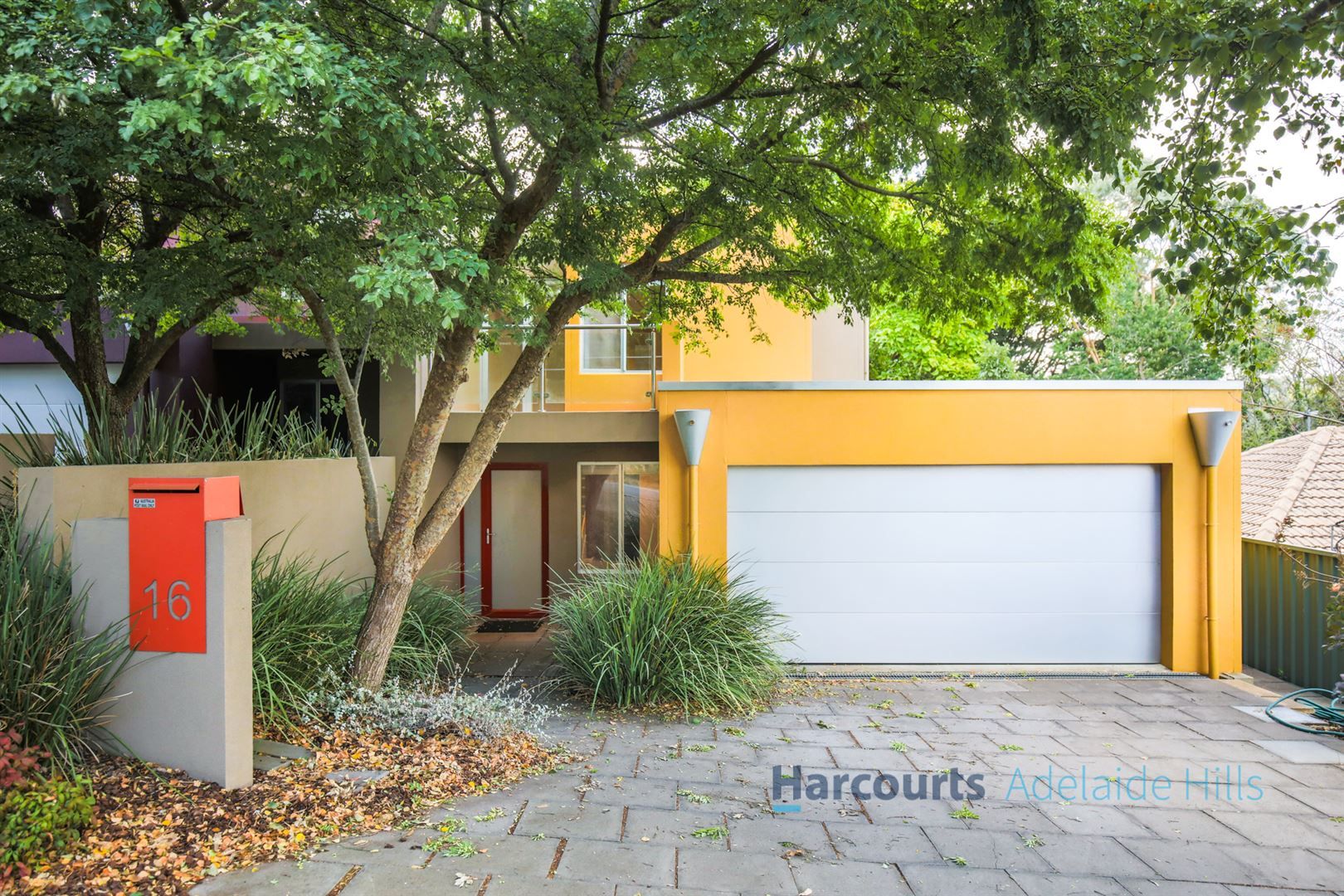 4 bedrooms House in 16 Johnston Street STIRLING SA, 5152