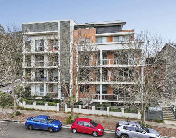 25/1-5 Parkside Crescent, Campbelltown NSW 2560