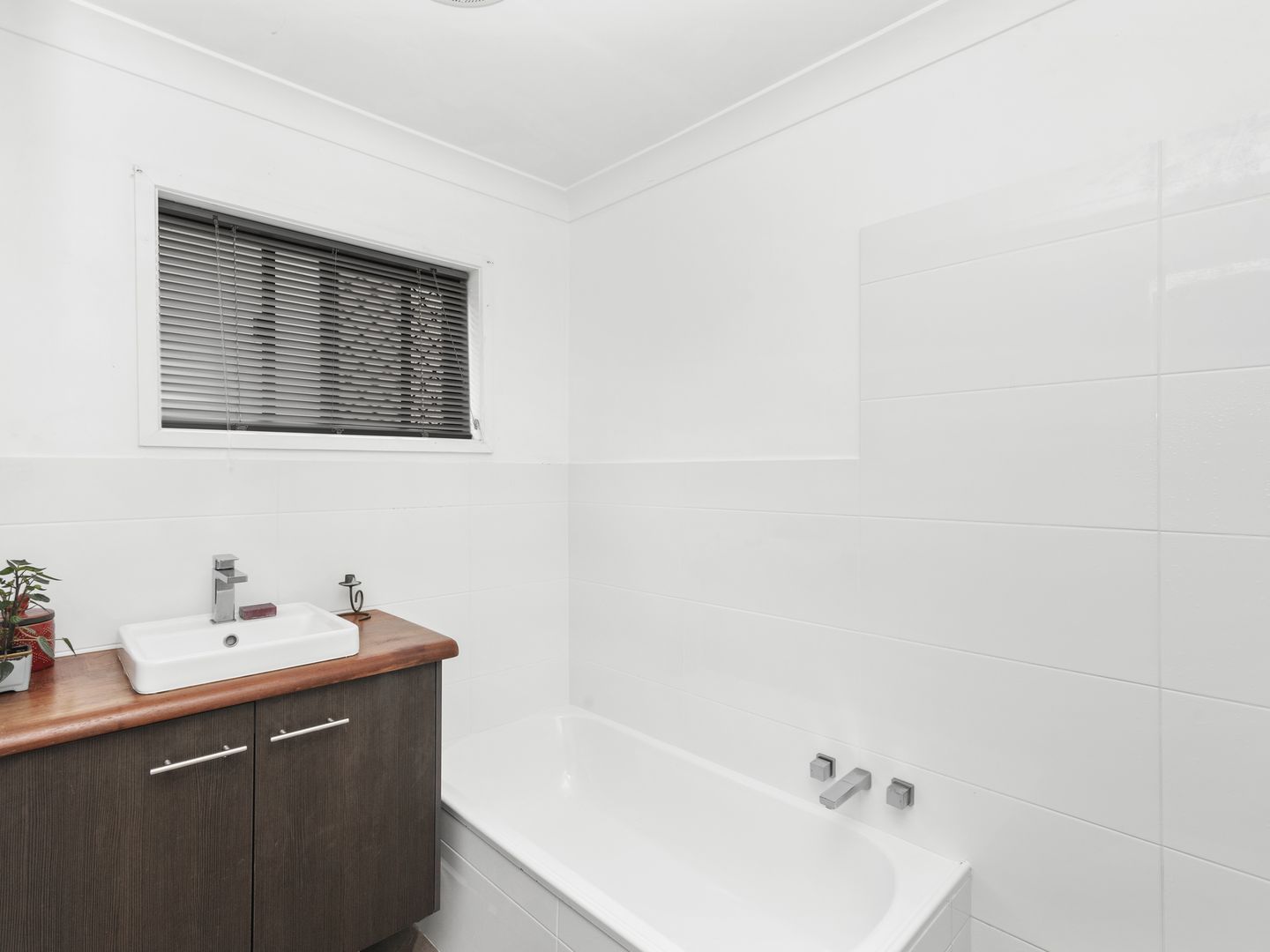 2/60 Coolangatta Road, Coolangatta QLD 4225, Image 1