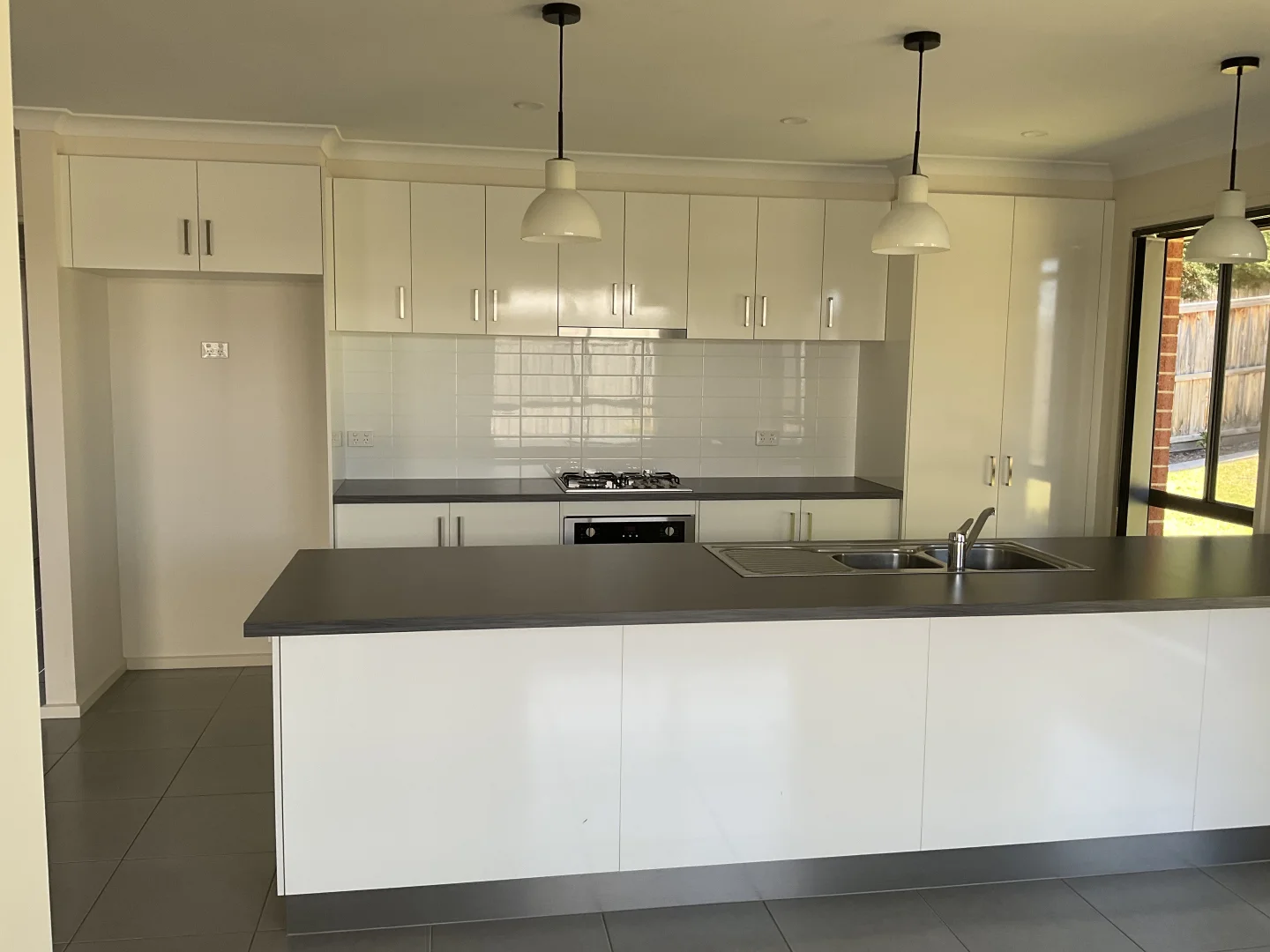 Additional image 2 of Sale VIC 3850