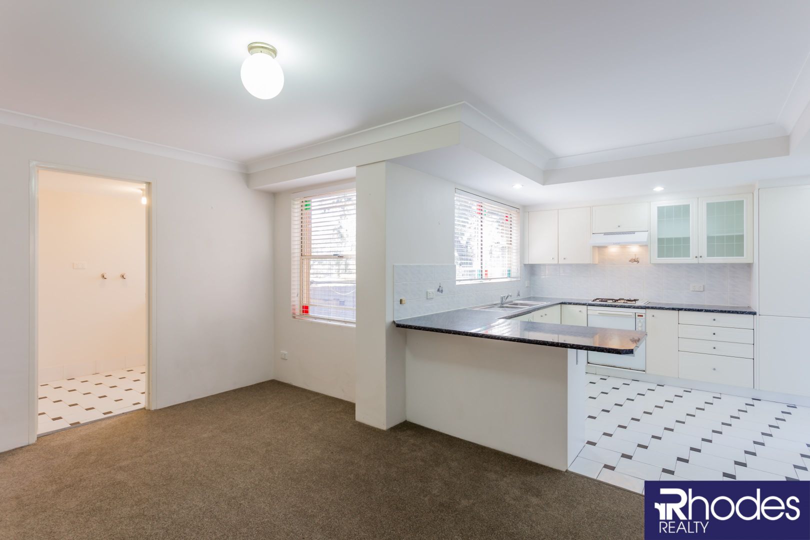 9/5 Cecil Avenue, Castle Hill NSW 2154, Image 2