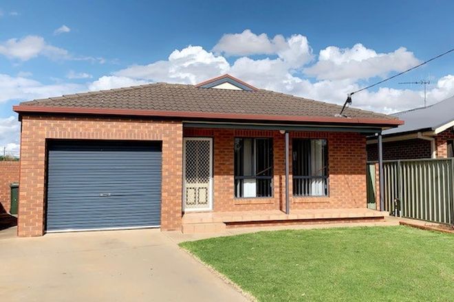 11 3 Bedroom Houses For Rent In Griffith Nsw 2680 Domain