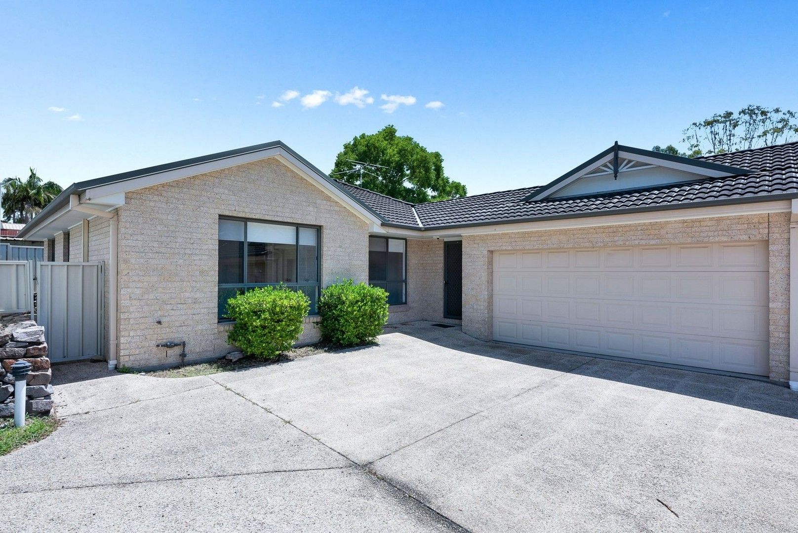 3 bedrooms House in 4/27-29 Minmi Road EDGEWORTH NSW, 2285