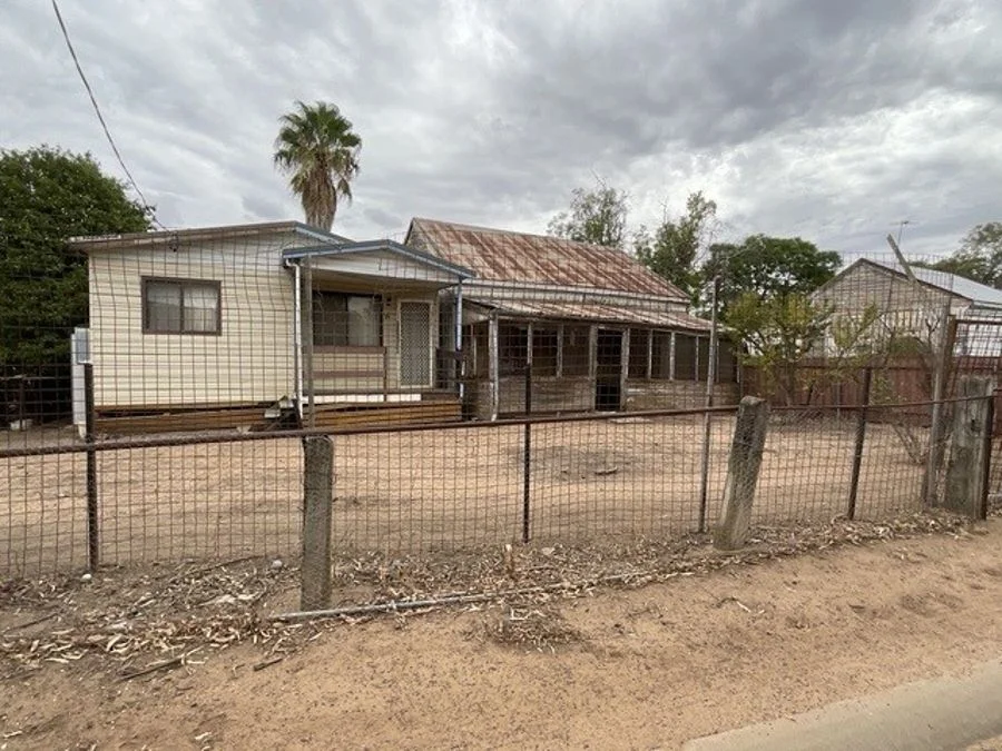 35-37 Warrena Lane, Coonamble NSW 2829