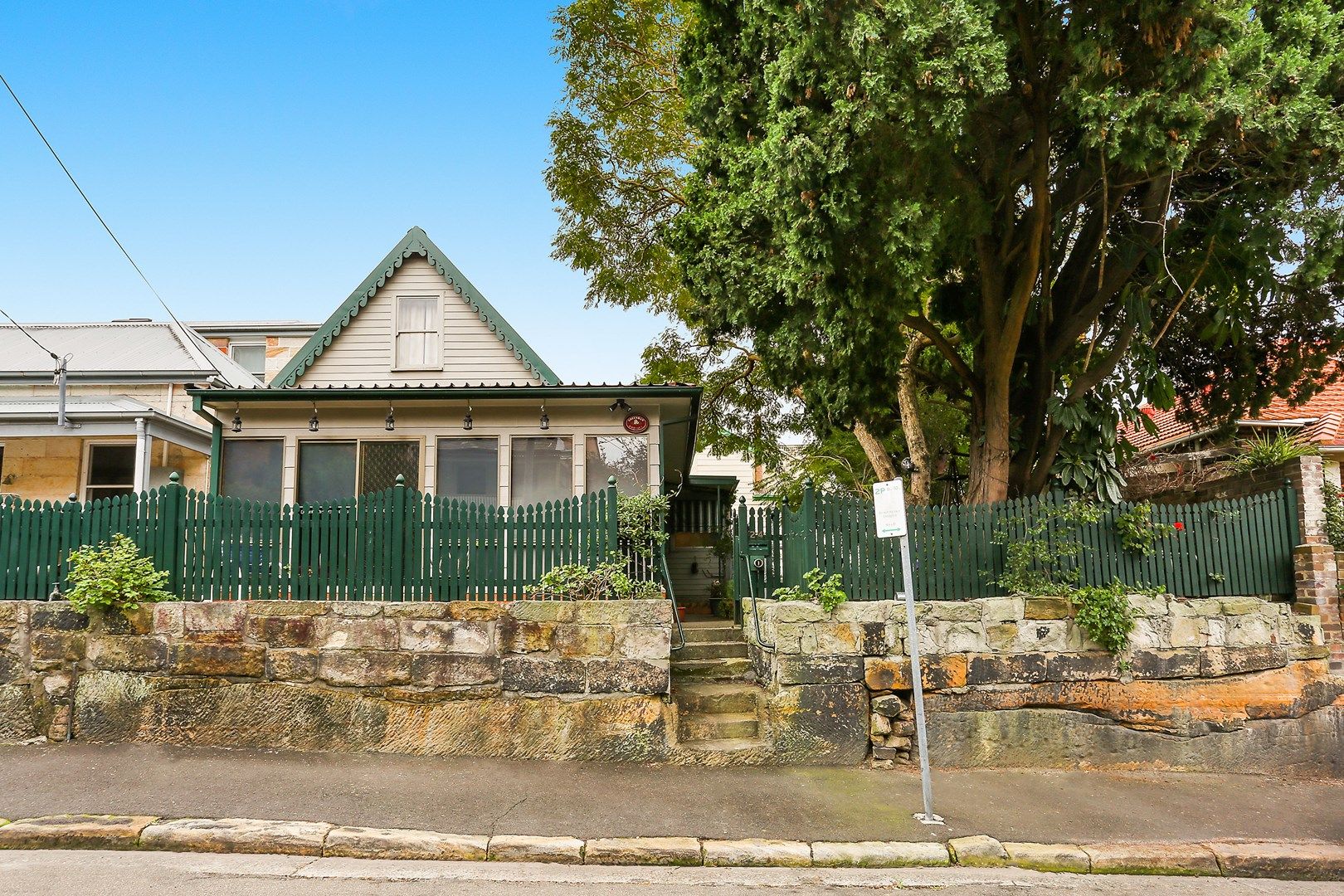24 Campbell Street, Balmain NSW 2041, Image 2