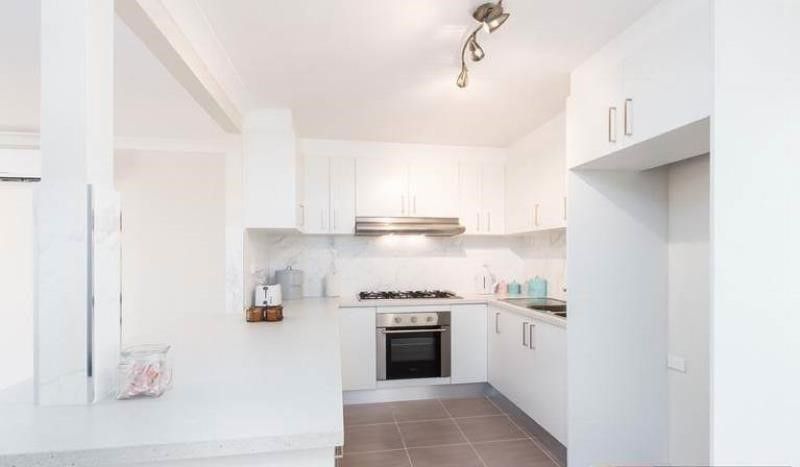 3 bedrooms House in 89 Aminta Crescent HASSALL GROVE NSW, 2761