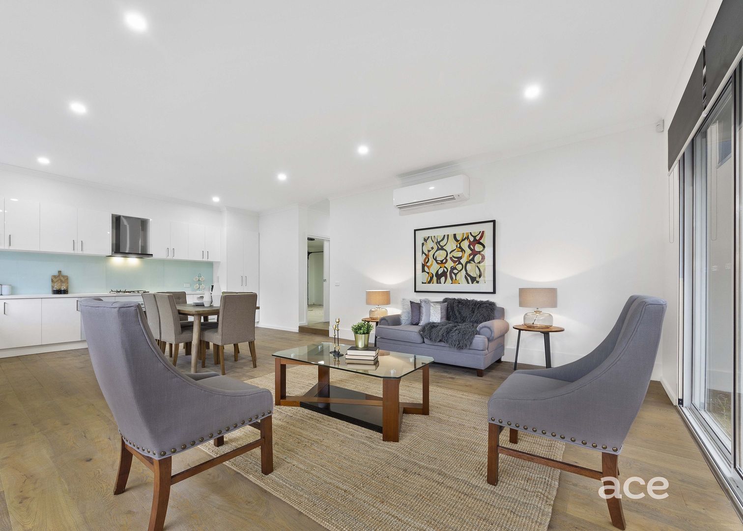 2/4 Tandara Court, Chadstone VIC 3148, Image 1