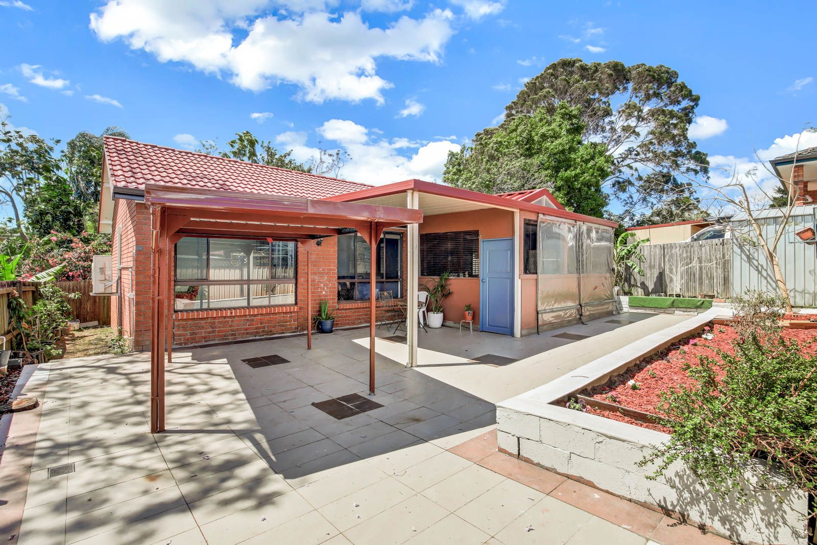 3 bedrooms House in 2/9 Hudson Street WENTWORTHVILLE NSW, 2145