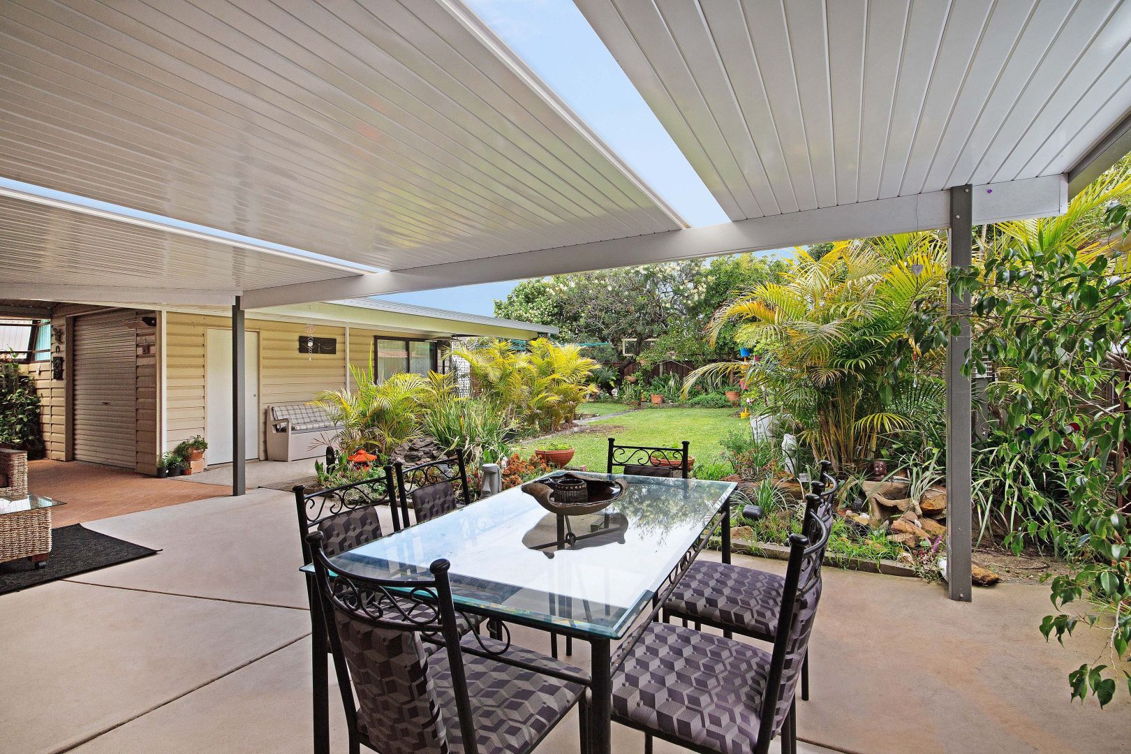 11 Daffodil Drive, Woy Woy Property History & Address Research Domain