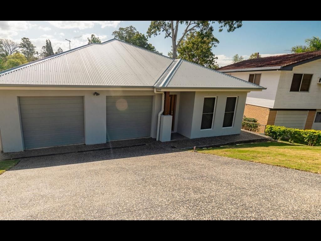 5 bedrooms House in 1 & 2/30 Kootangal Crescent FERNY HILLS QLD, 4055