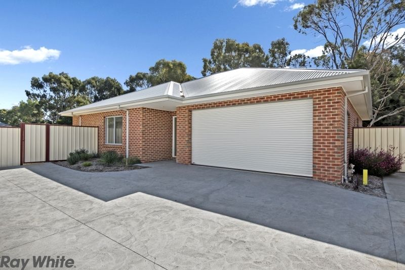 4/28 Gordon Crescent, Romsey VIC 3434, Image 1