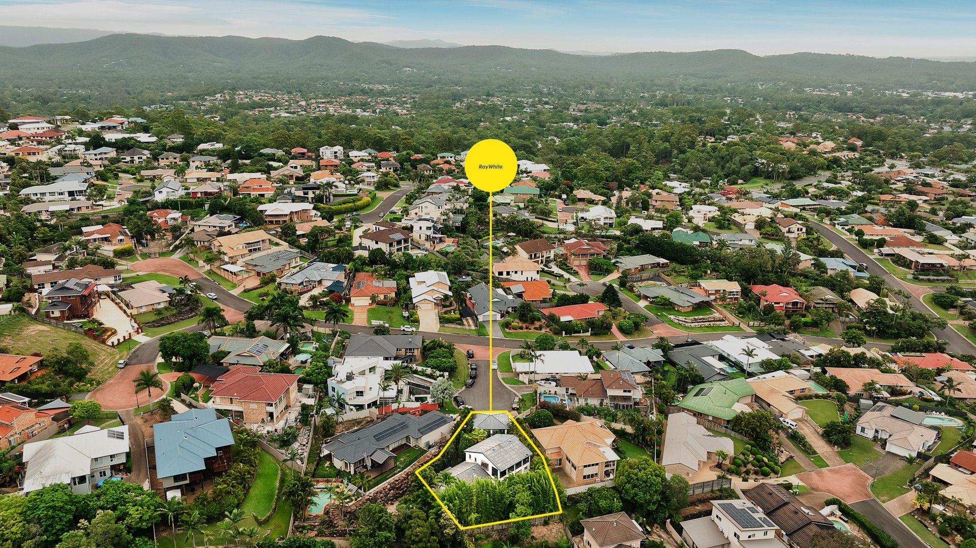7 Berkley Court Highland Park QLD 4211 Domain