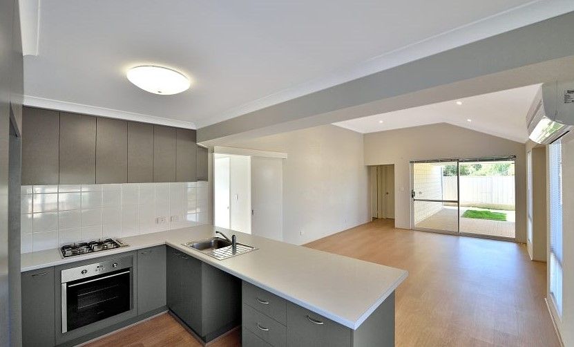 3 bedrooms House in 11 Pingle Drive GREENFIELDS WA, 6210