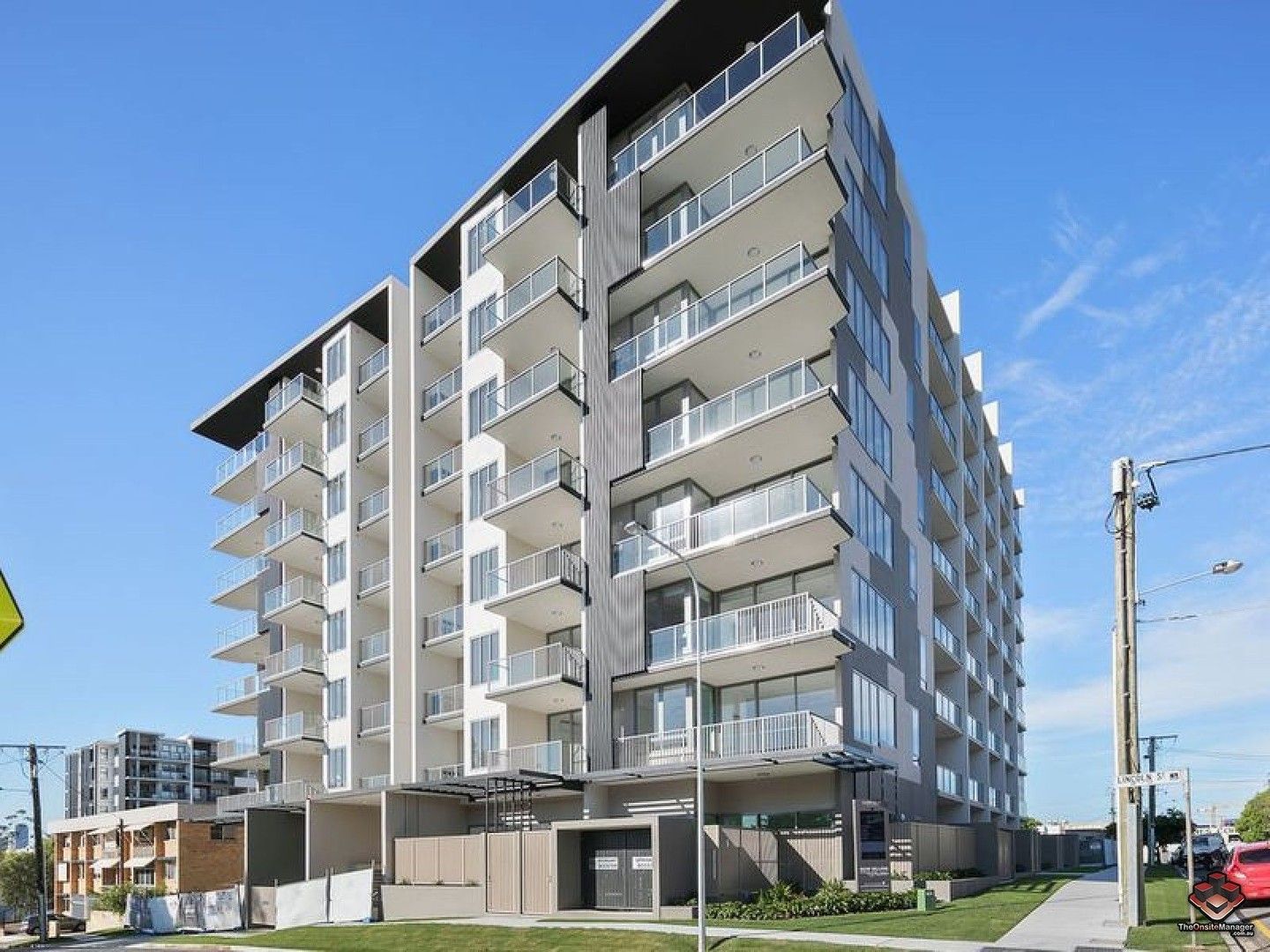 2 bedrooms Apartment / Unit / Flat in ID:21102855/54 Lincoln Street GREENSLOPES QLD, 4120