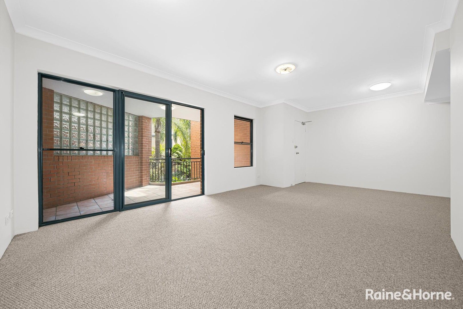 2 bedrooms Apartment / Unit / Flat in 34/49 Baird Avenue MATRAVILLE NSW, 2036