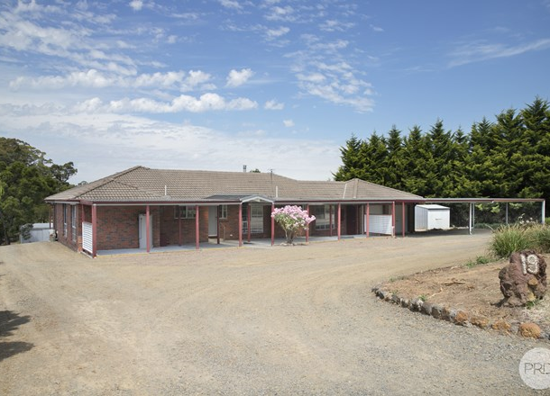 19 Hill Top Road, Brown Hill VIC 3350