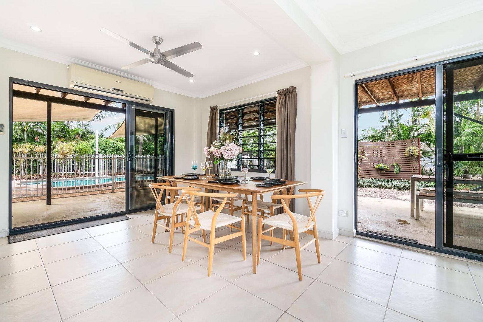 27 Sandalwood Street, Nightcliff NT 0810, Image 2