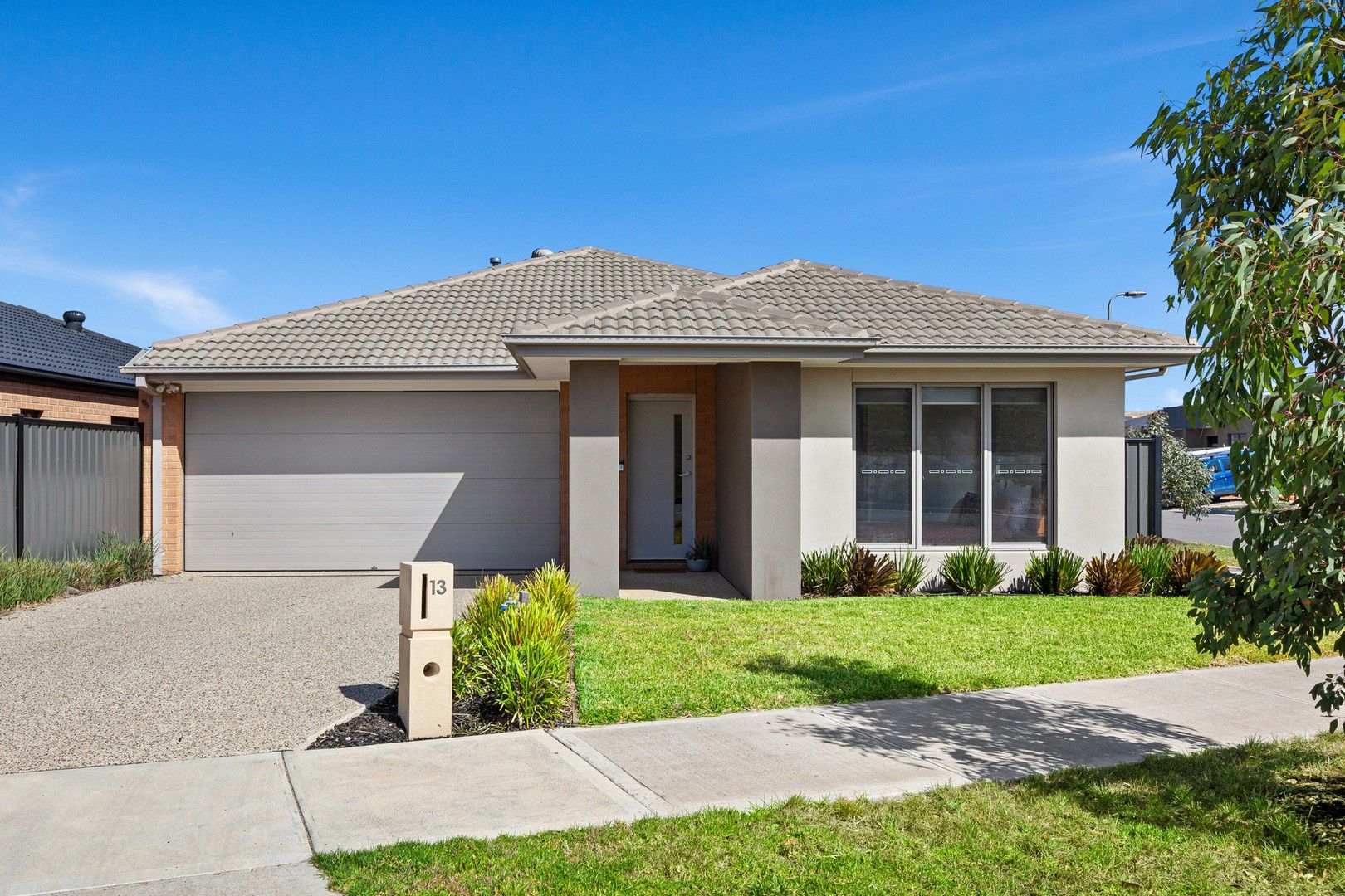 3 bedrooms House in 13 Eldorado Loop MERNDA VIC, 3754