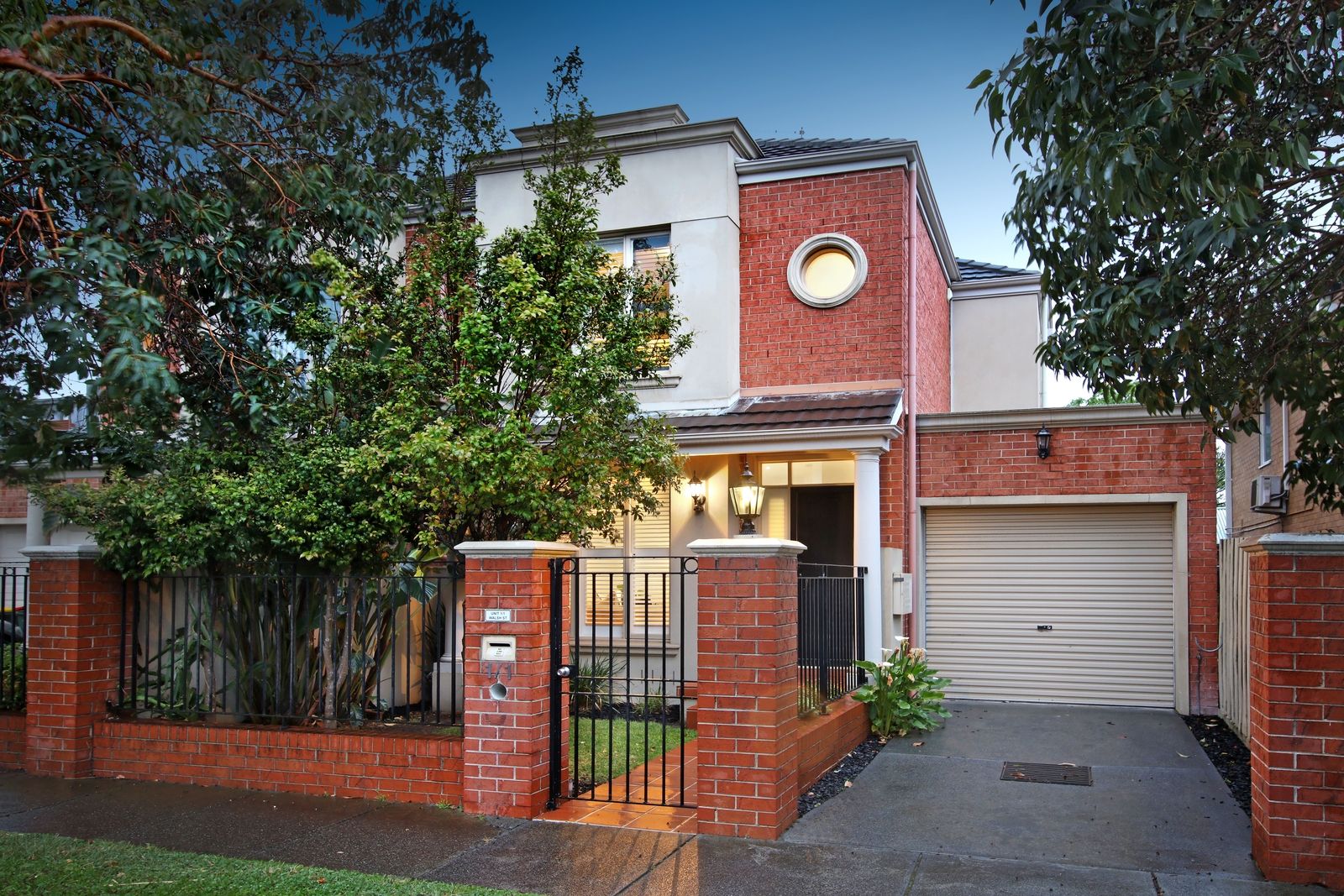 3 bedrooms Townhouse in 1/1 Walsh Street ORMOND VIC, 3204