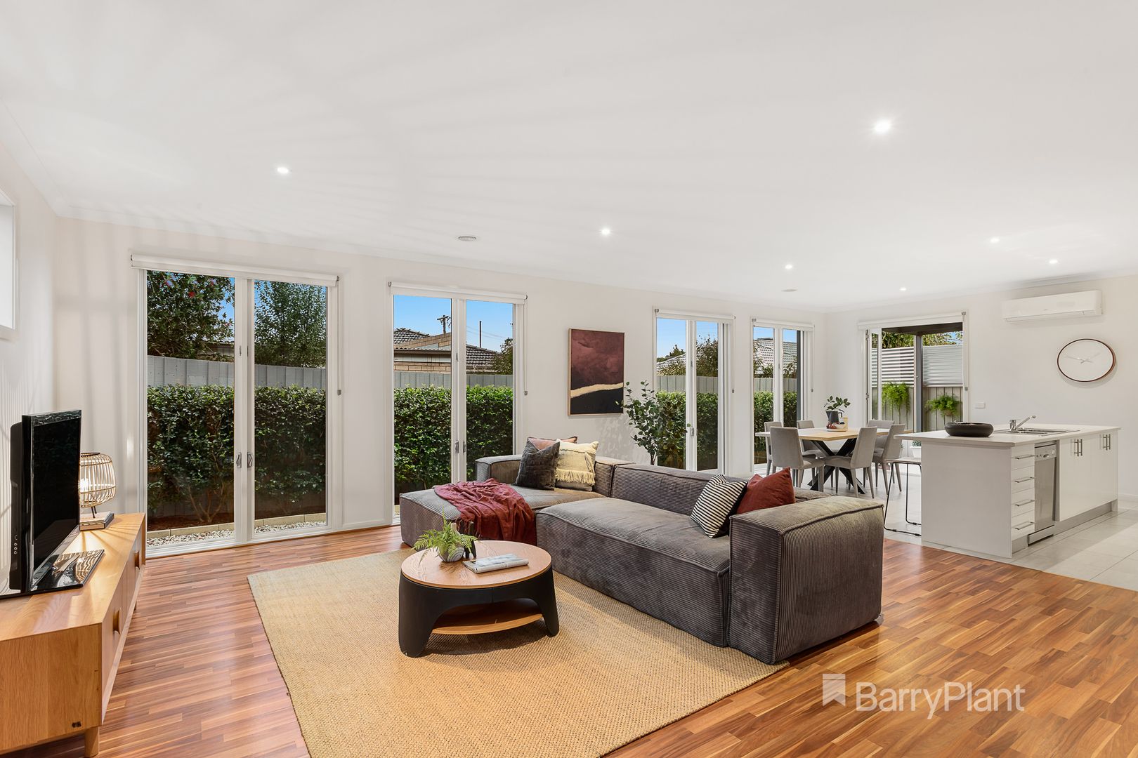 2/29 Forest Park Road, Dingley Village VIC 3172, Image 2