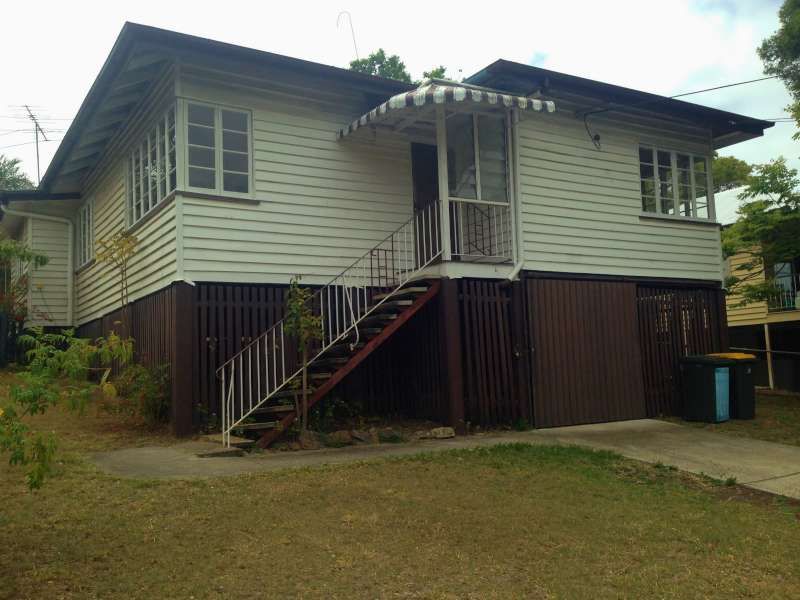 3 bedrooms House in 136 Lutzow Street TARRAGINDI QLD, 4121