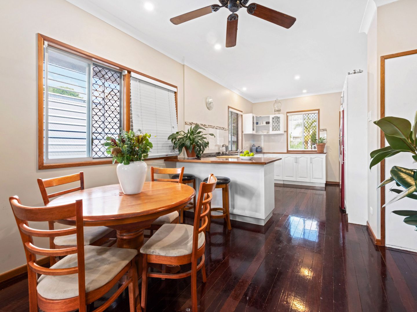 68 Waverley Street, Annerley QLD 4103, Image 1