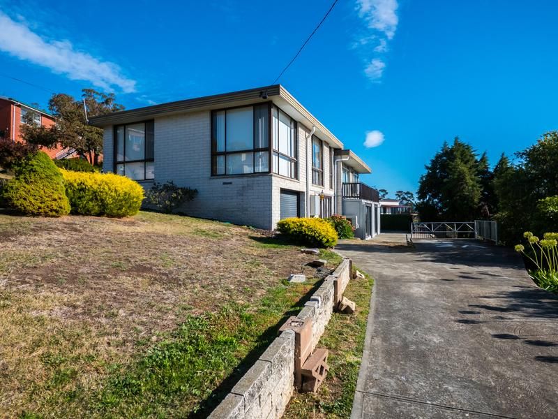 2 Botany Place, Austins Ferry Property History & Address Research