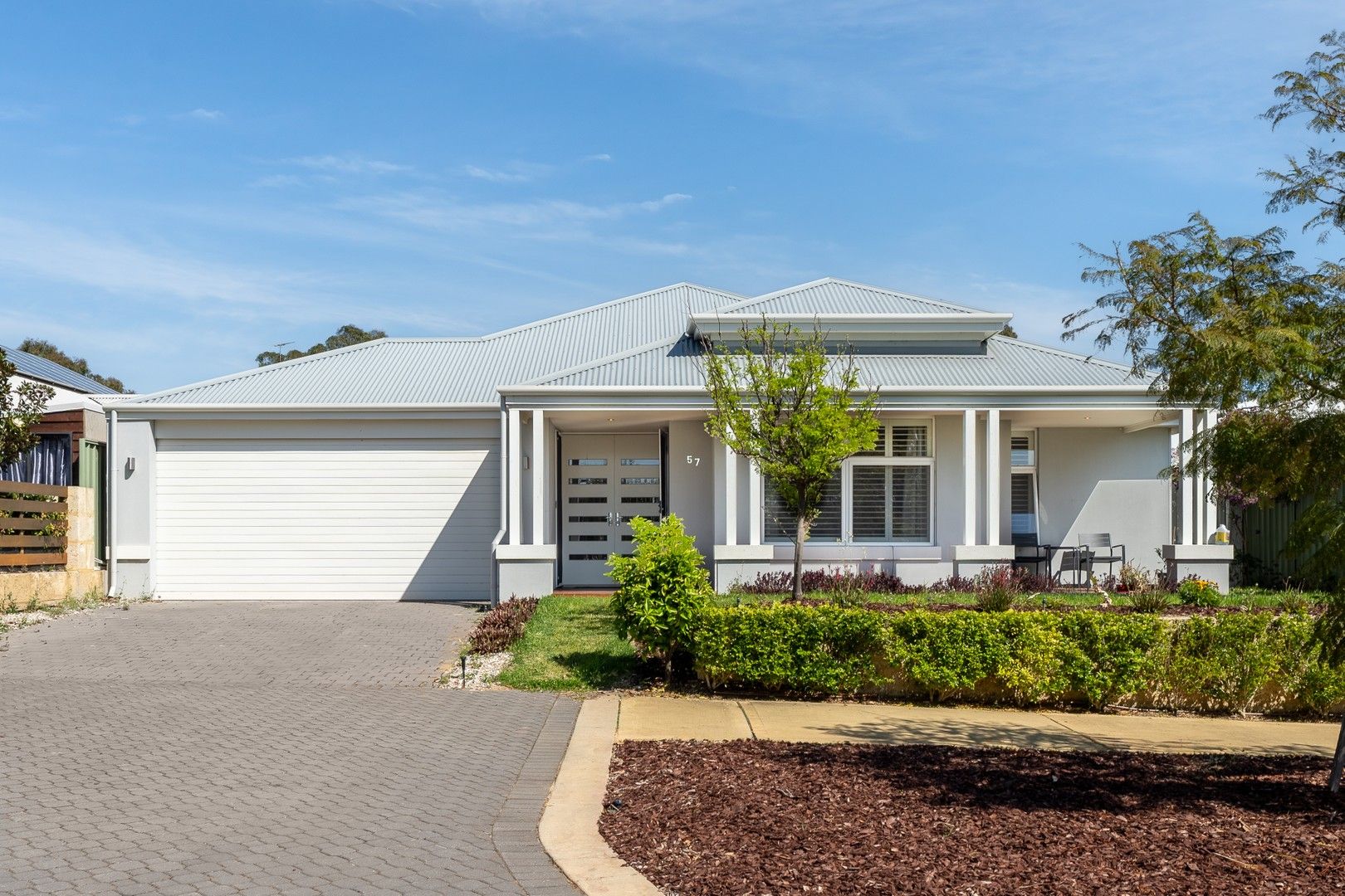 4 bedrooms House in 57 Baystone Road BALDIVIS WA, 6171