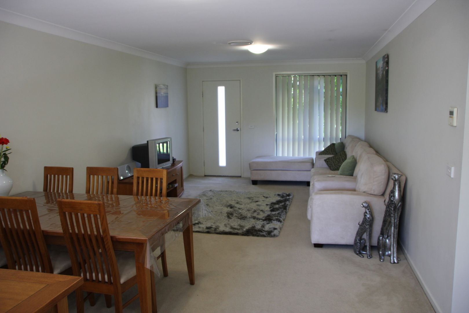 1/3 Macarthur Drive, HOLSWORTHY NSW 2173, Image 2