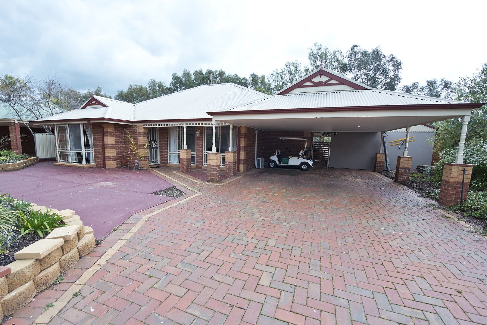 16 Currawong Court, Murray Downs NSW 2734, Image 0