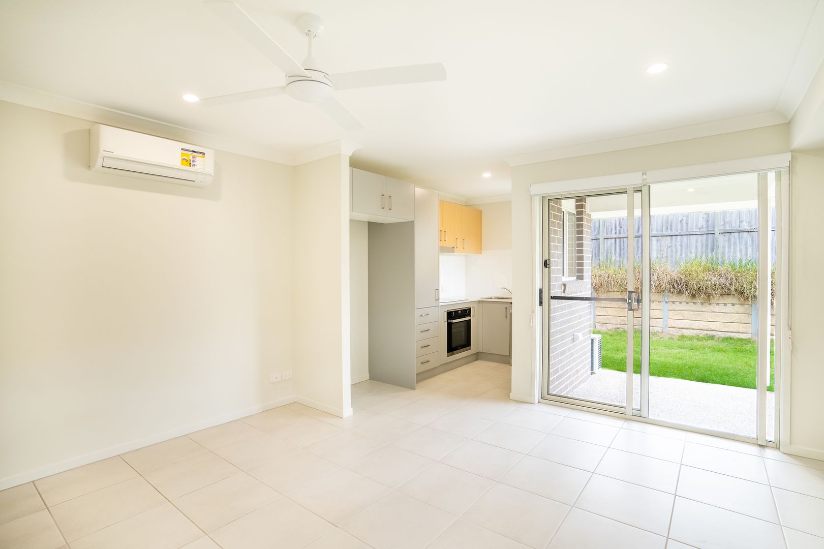35B Eileen Court Logan Reserve QLD 4133 Townhouse For Rent Domain