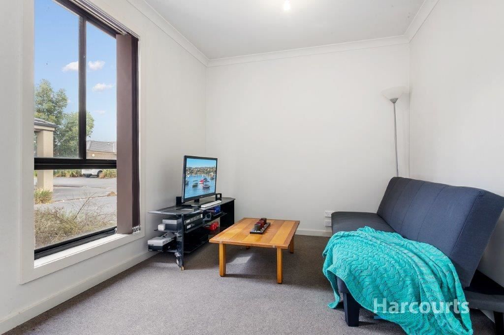 28/12 Kirkland Court, Epping VIC 3076, Image 2