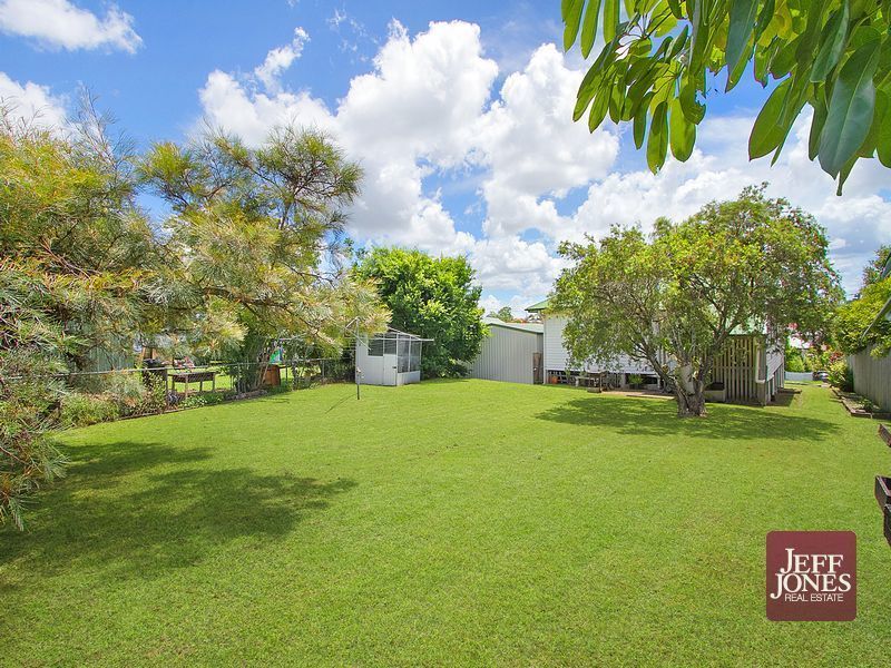 33 Lunga Street, CARINA QLD 4152, Image 2