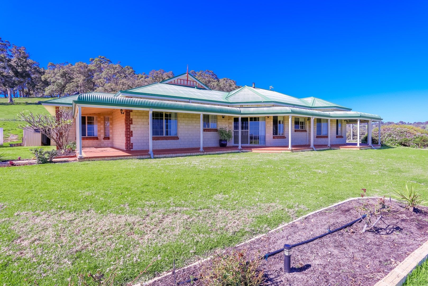 103 Sandalwood Road, Benger WA 6223, Image 2