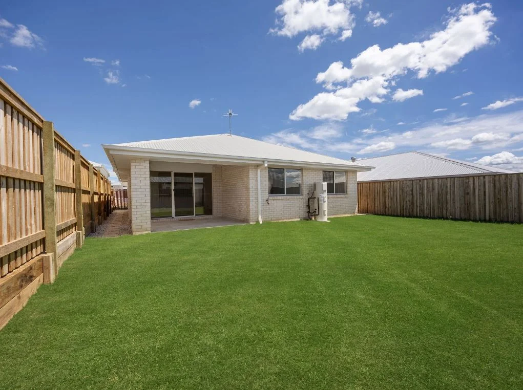 Additional image 14 of 10 Gower Street, White Rock QLD 4306