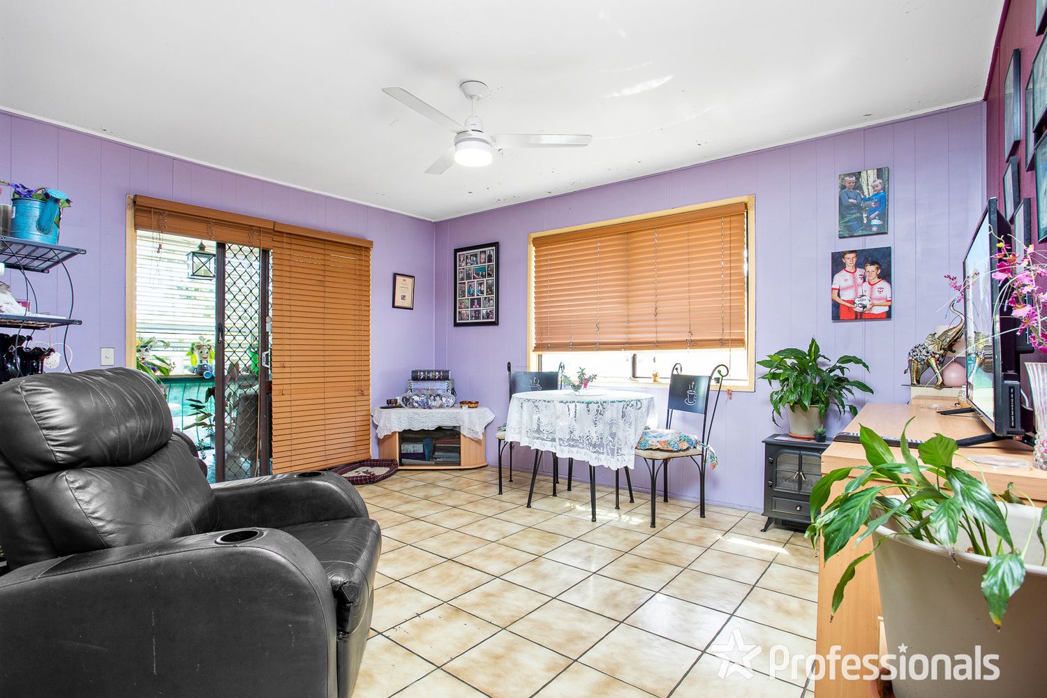 32 Palm Avenue, Shorncliffe QLD 4017, Image 2