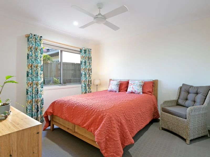 Additional image 10 of 8/133 Prince Edward Parade, Scarborough QLD 4020