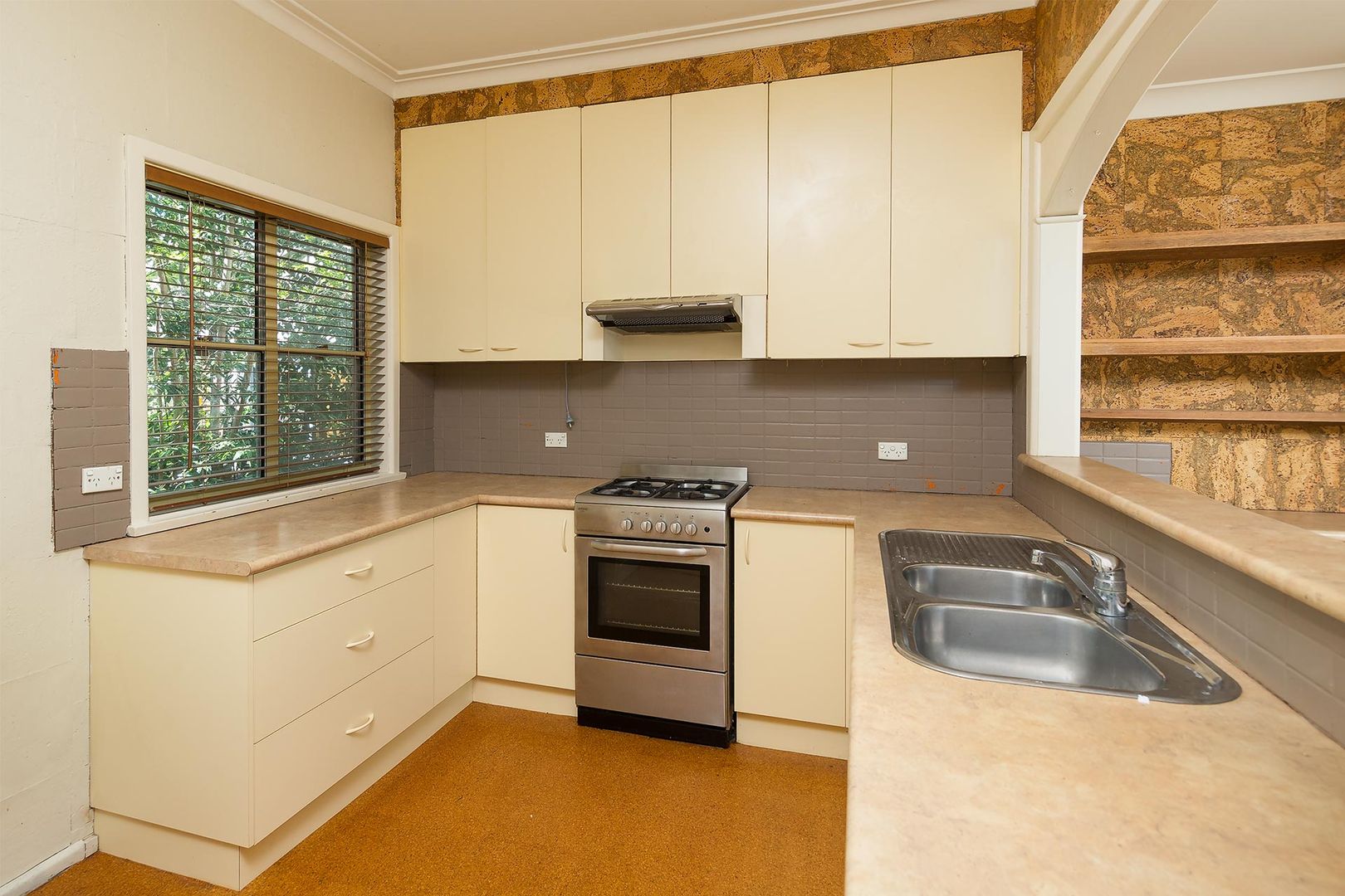 527 Affleck Street, Albury NSW 2640, Image 1