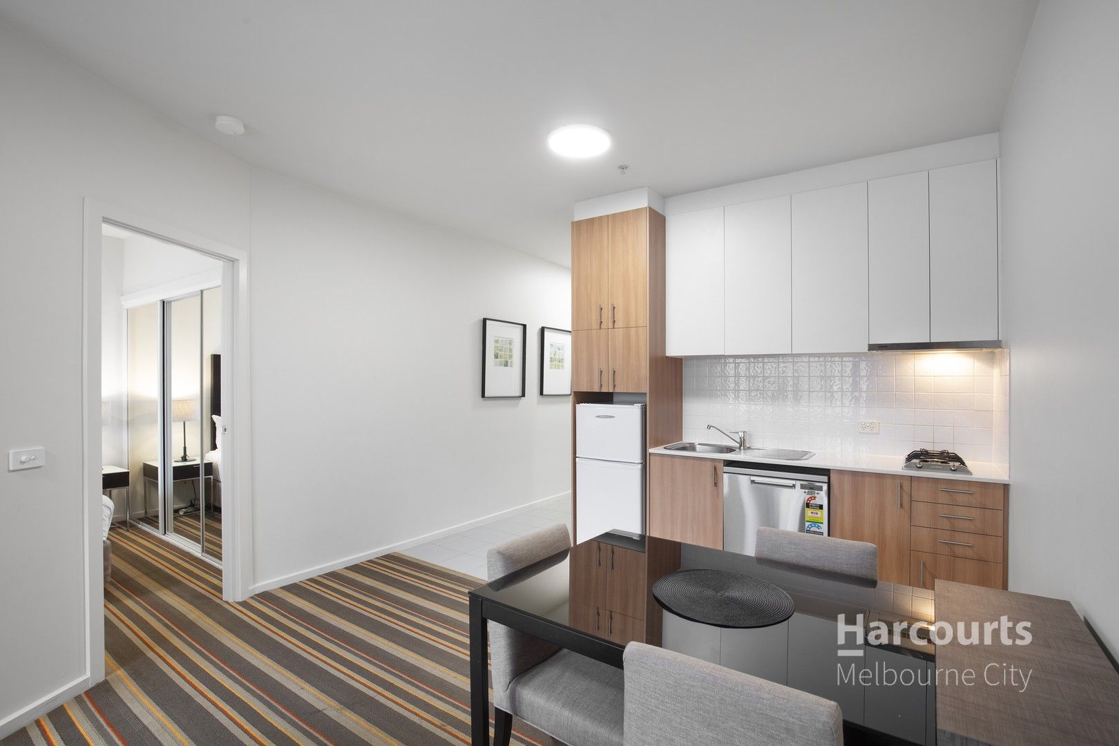 1 bedrooms Apartment / Unit / Flat in 1011/250 Elizabeth Street MELBOURNE VIC, 3000