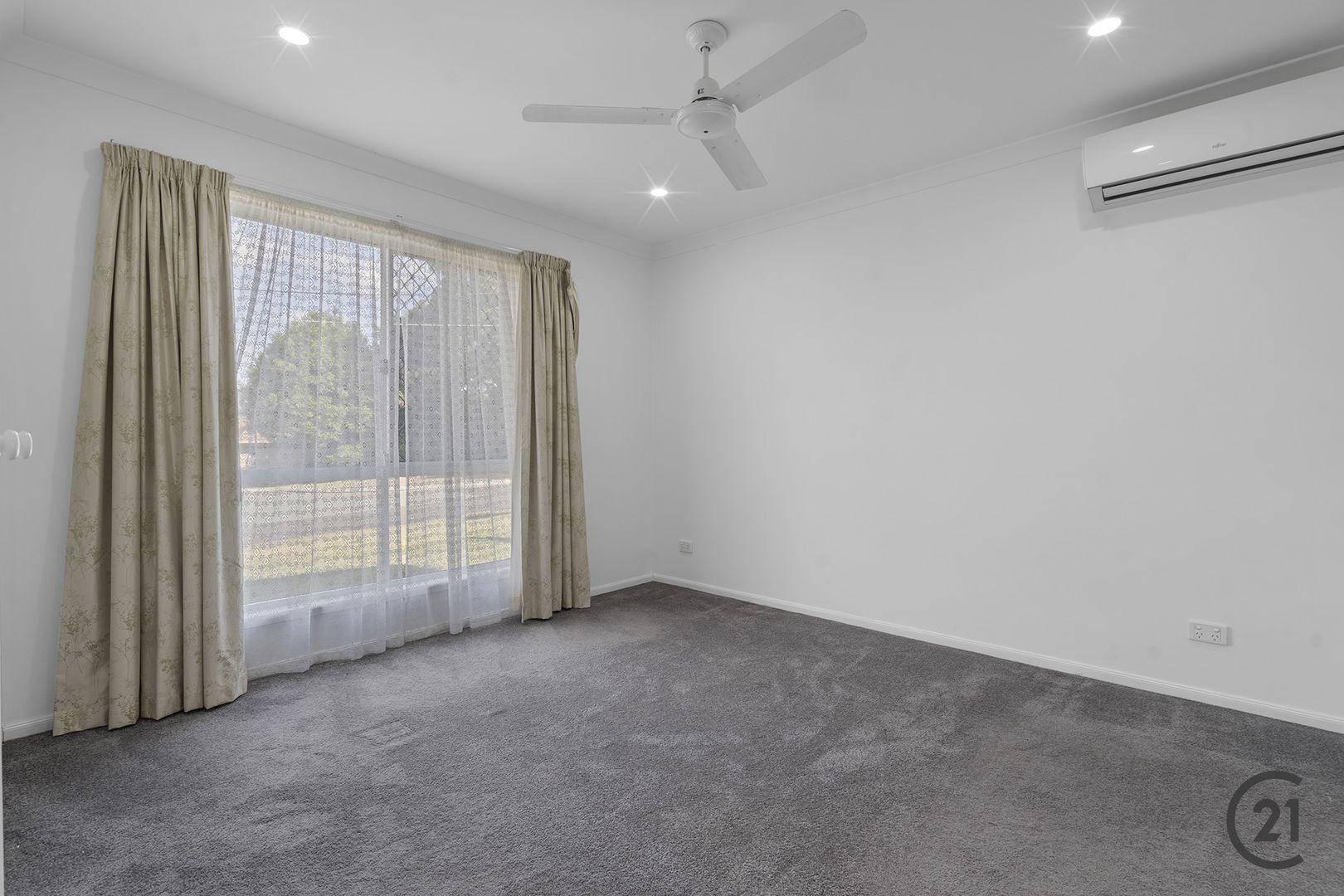 15 Seymore Court, Boronia Heights QLD 4124, Image 2