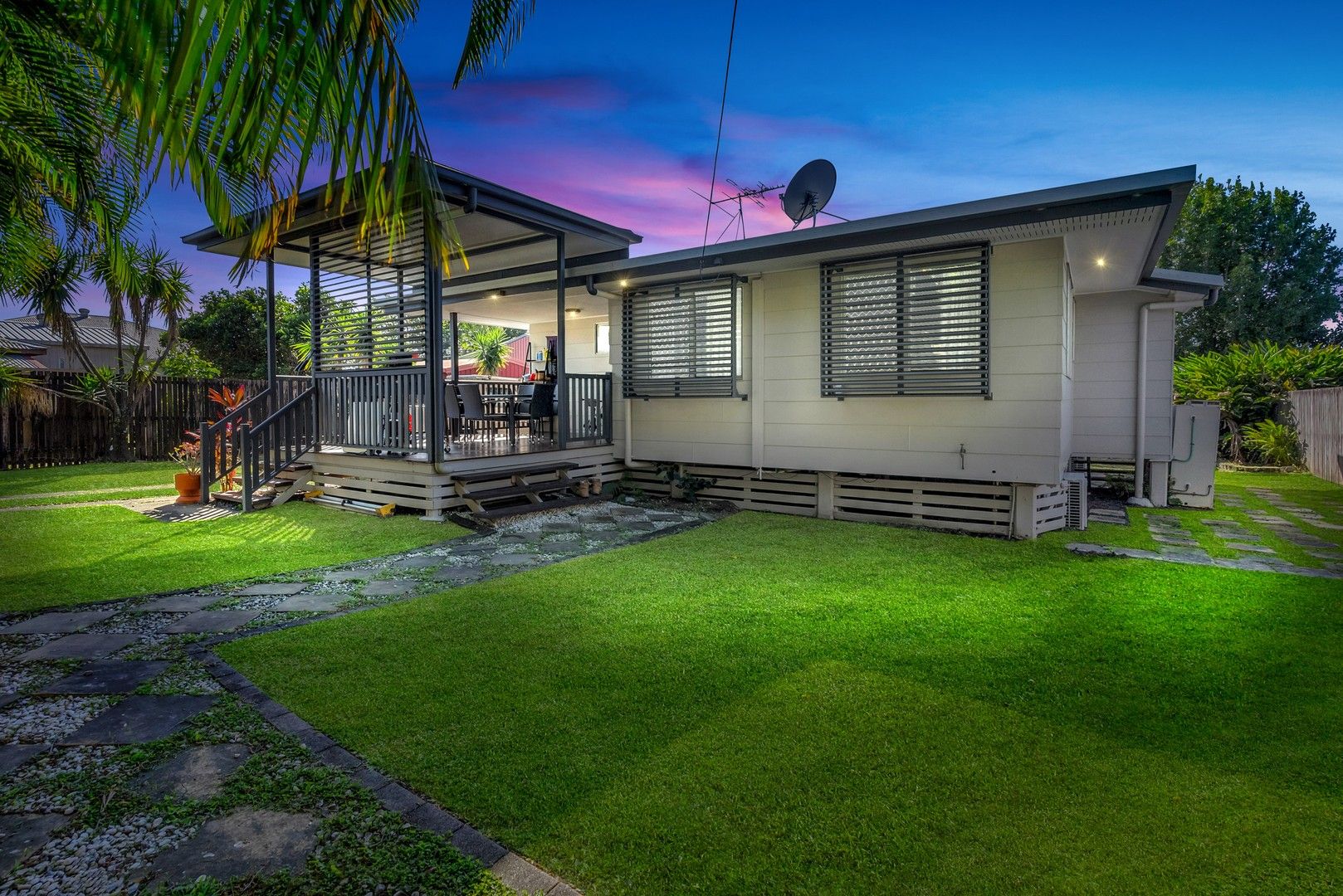 3 bedrooms House in 60 Enmore Street MANOORA QLD, 4870