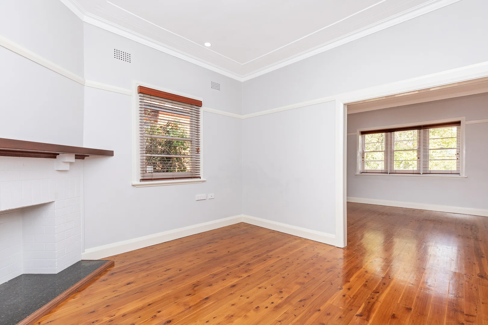 Additional image 10 of 2 Douglas Avenue, Tamworth NSW 2340