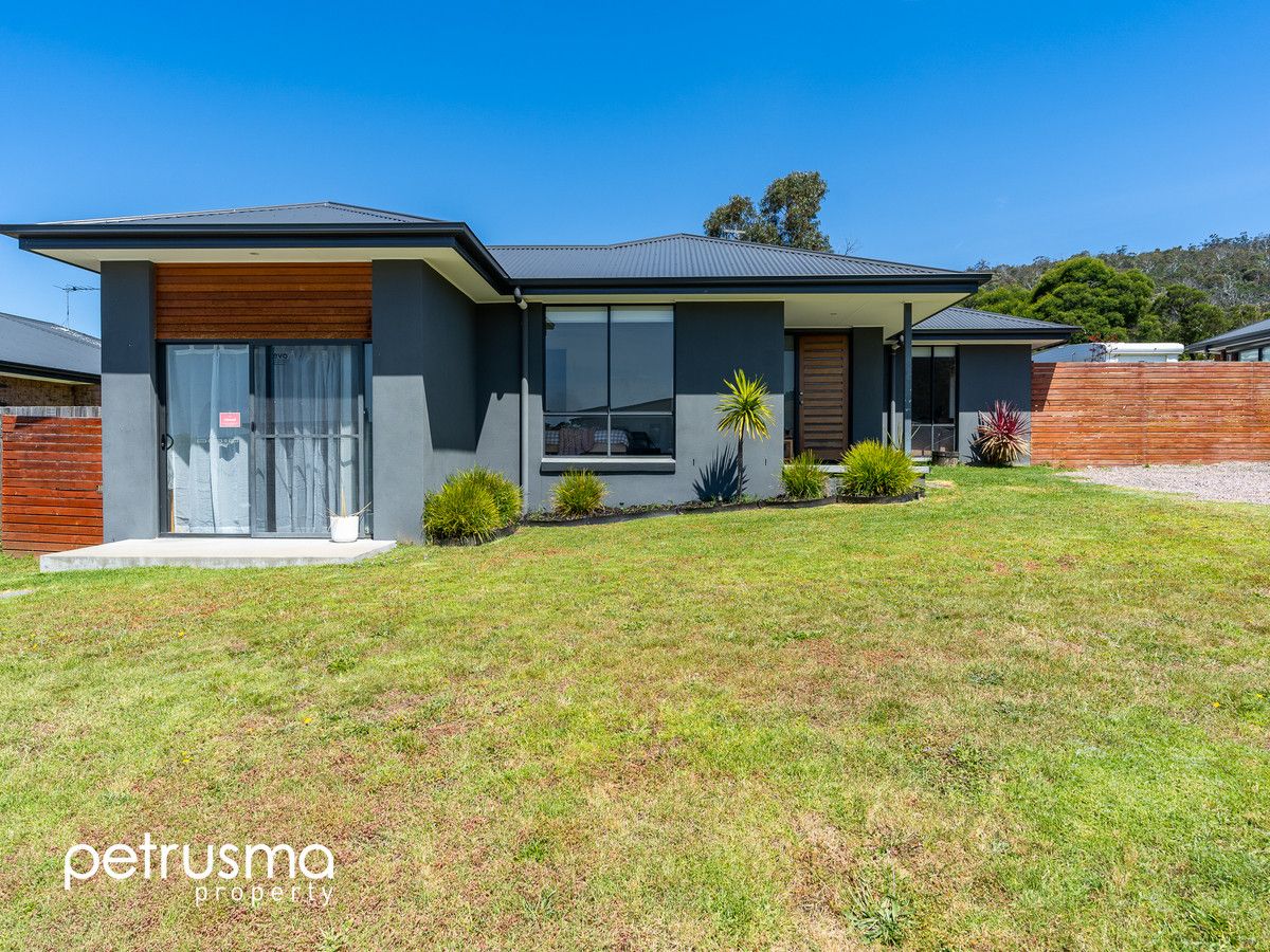 3 bedrooms House in 42 Camrise Drive CAMBRIDGE TAS, 7170