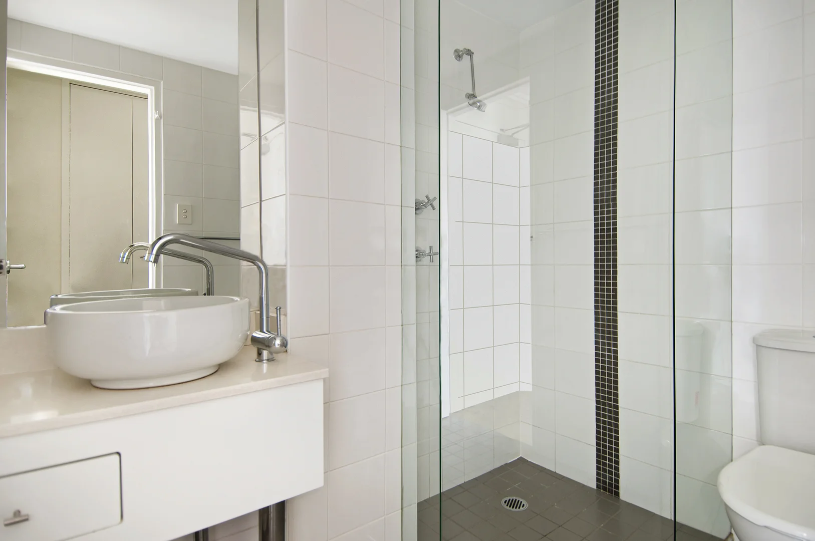 Additional image 4 of 602/144 Mallett Street, Camperdown NSW 2050