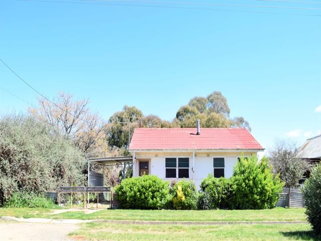 23 EAST STREET, Grenfell NSW 2810, Image 0